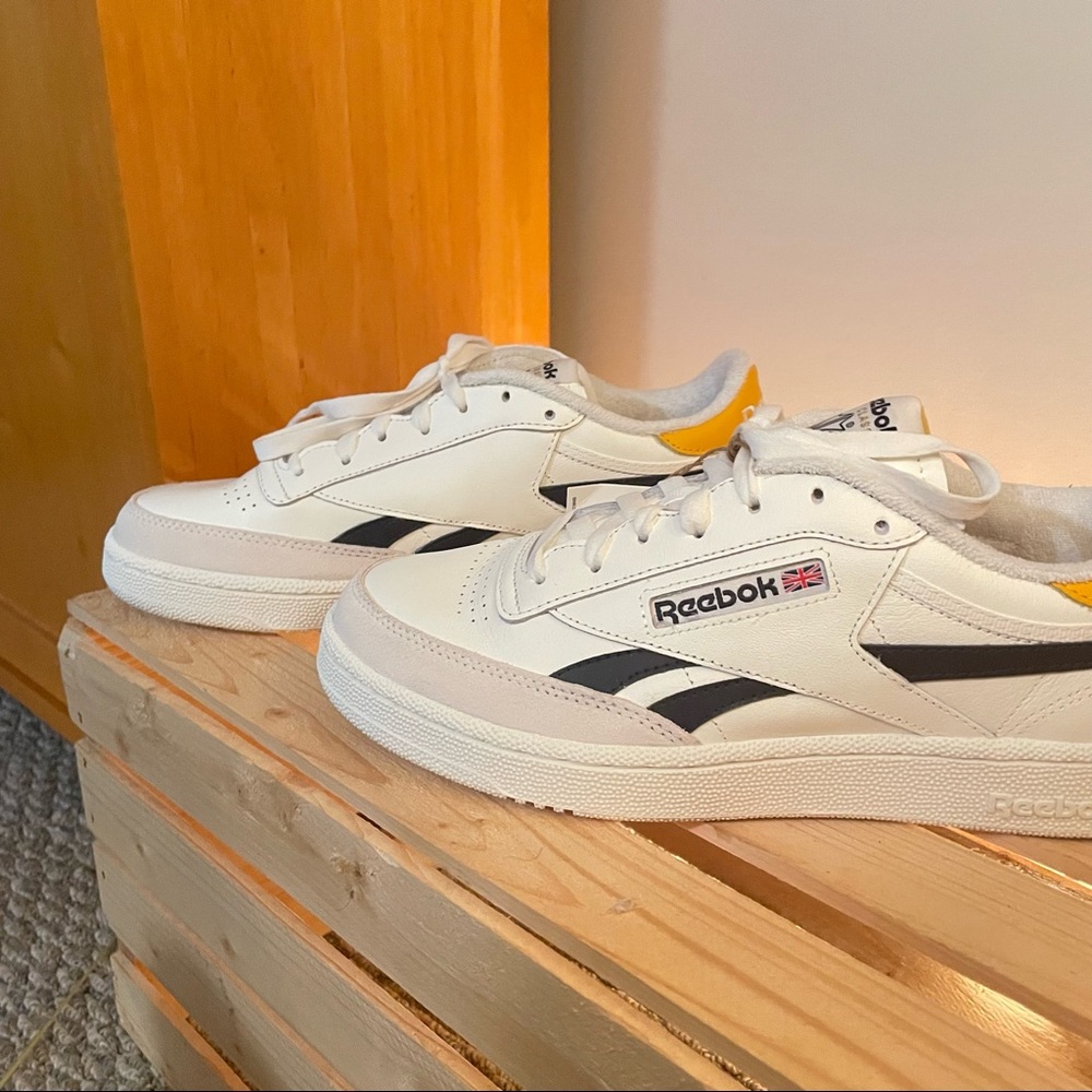 Reebok Club C gold and blue vector Unisex - Picture 7 of 7